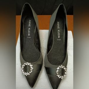 Black Anne Klein heels